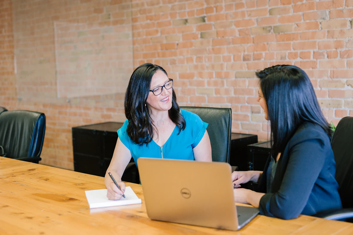 Hiring conversation between a candidate and interviewer